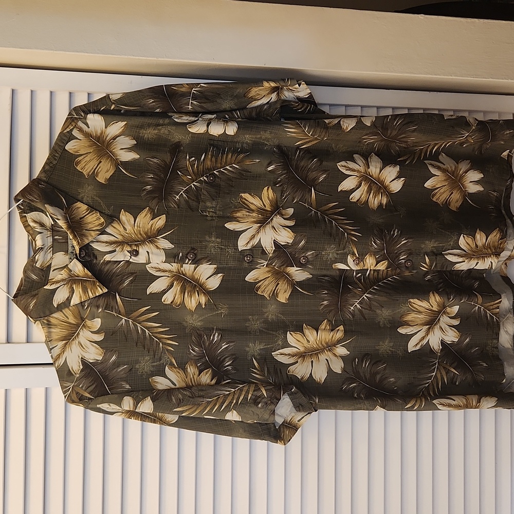 Batik Bay Hawaiian shirt XL